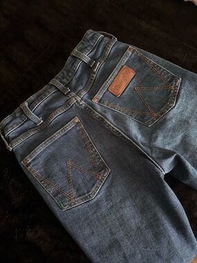 Wrangler Women's Indigo Boot Cut Jeans